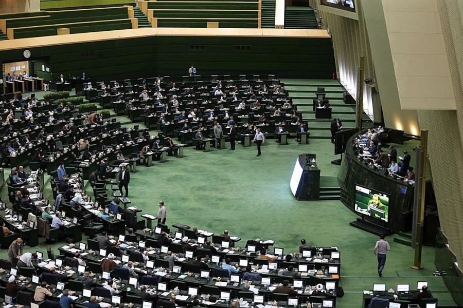 اجازه مجلس به سازمان بنادر و دریانوردی برای مشارکت با شرکت‌های معتبر بین المللی